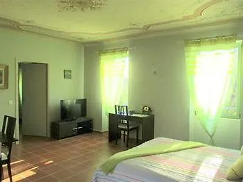 D'hotes Serenita Di Giacometti Alojamento de Acomodação e Pequeno-almoço *